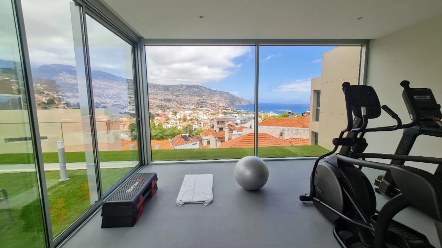 Apartamento T1 para Arrendamento em Funchal Foto 6