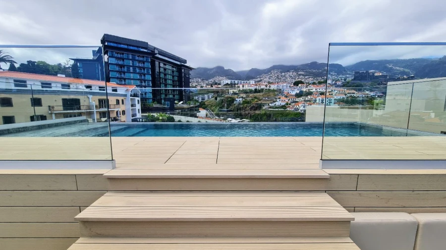 Apartamento T1 para Arrendamento em Funchal Foto 3