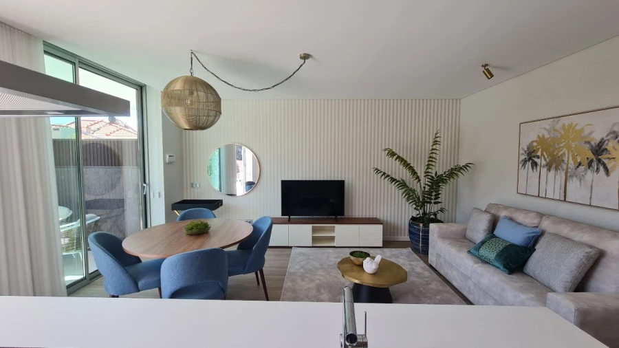 Apartamento T1 para Arrendamento em Funchal Foto 9