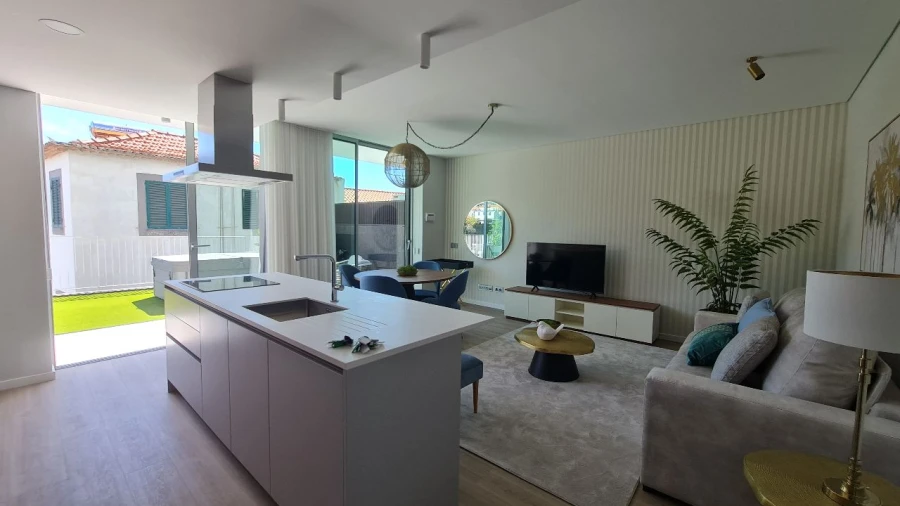 Apartamento T1 para Arrendamento em Funchal Foto 11