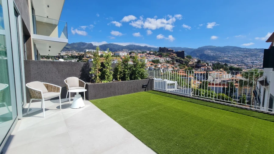 Apartamento T1 para Arrendamento em Funchal Foto 15