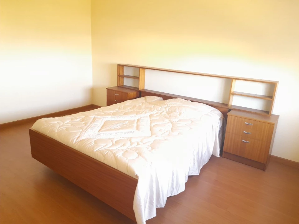 Moradia T6 para Venda em Covilhã Foto 12