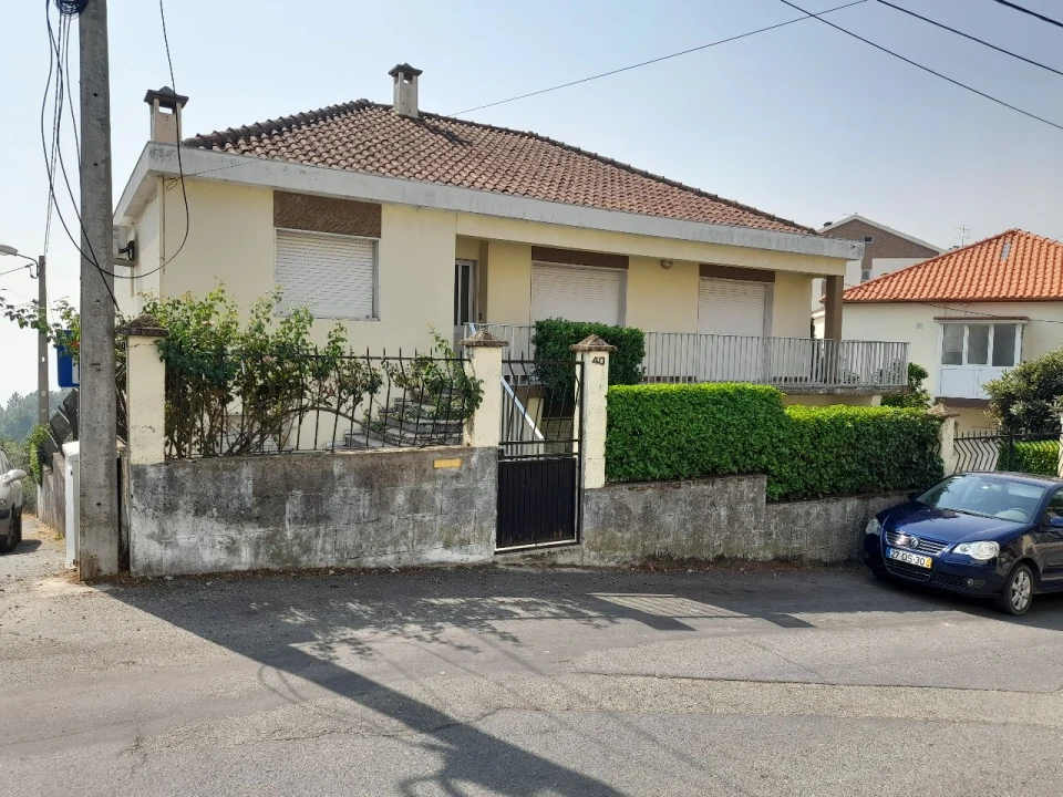 Moradia T6 para Venda em Covilhã Foto 20