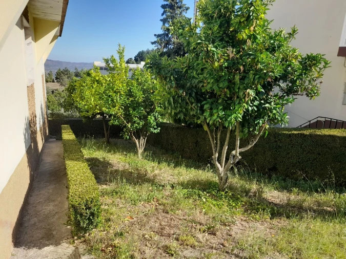 Moradia T6 para Venda em Covilhã Foto 5