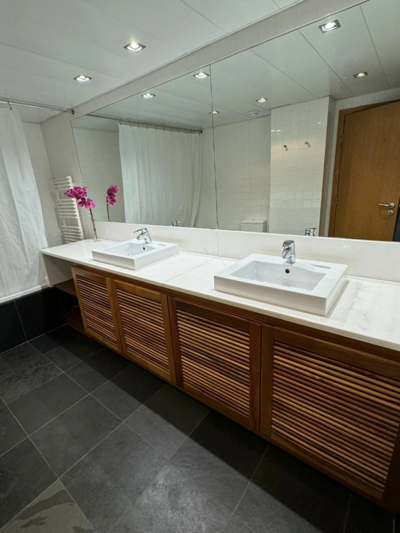 Apartamento T5 para Arrendamento em Lisboa Foto 17