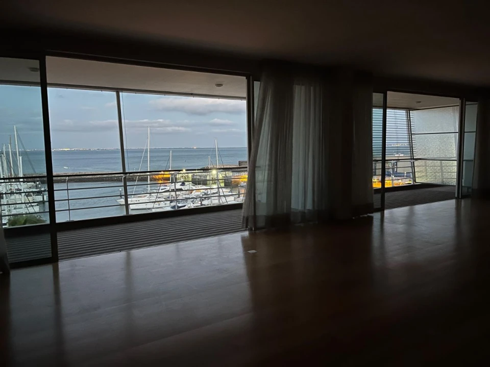 Apartamento T5 para Arrendamento em Lisboa Foto 3