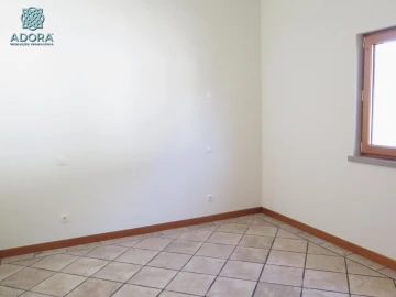 Moradia T5 para Venda em Caixas
