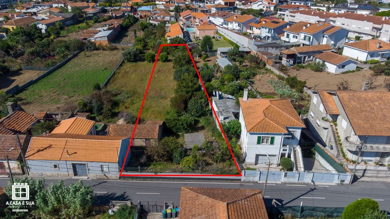 Terreno para Venda em Nogueira da Regedoura Foto 1