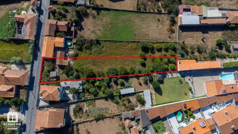 Terreno para Venda em Nogueira da Regedoura