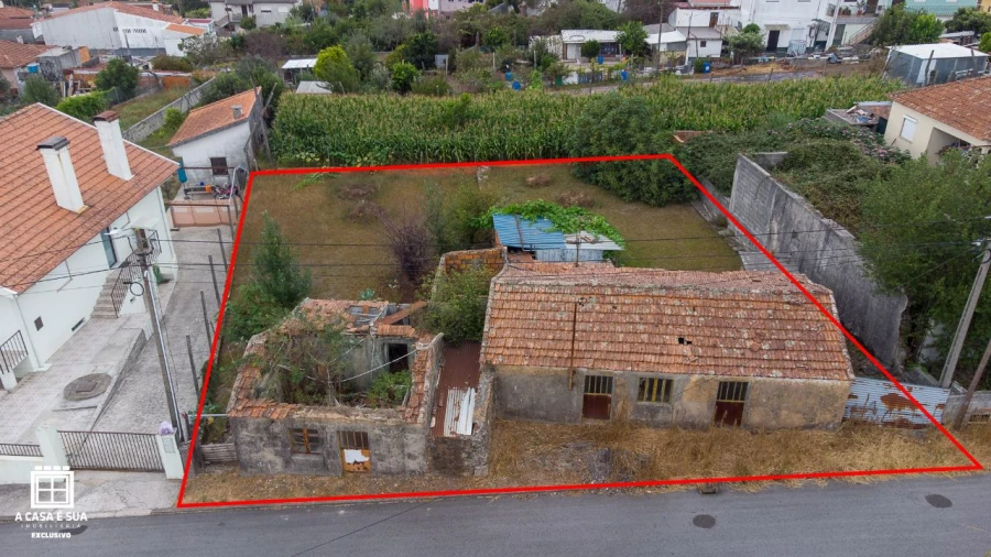 Terreno Misto para Venda em Souto Redondo