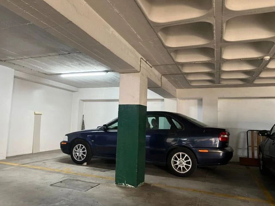 Garagem para Venda em Telheiras Foto 2