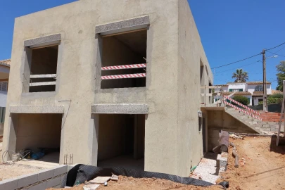 Moradia T4 para Venda em Cotovia
