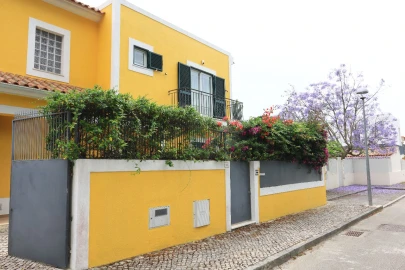 Moradia T3 para Venda em Charneca da Cotovia