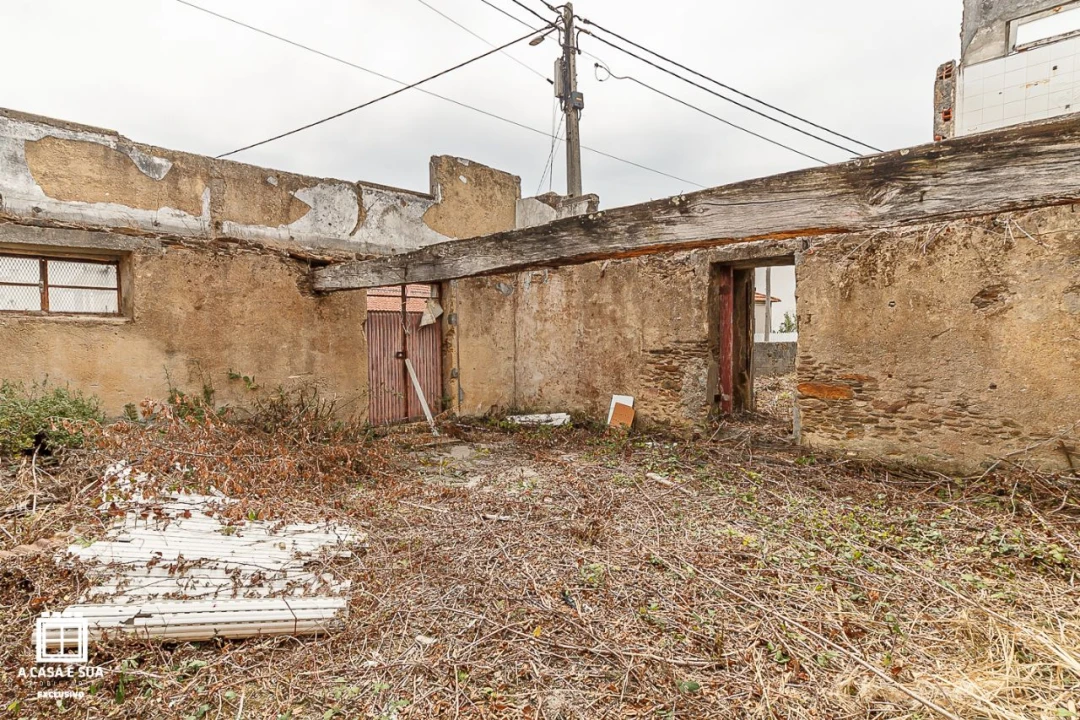 Moradia T3 para Venda em Cortegaça Foto 4