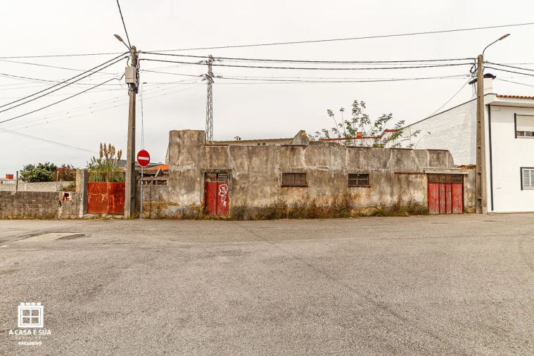 Moradia T3 para Venda em Cortegaça Foto 1