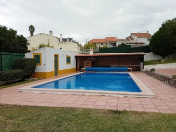 Moradia T4 para Venda em Cotovia