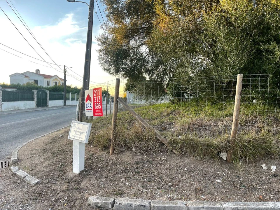 Terreno para Venda em Cotovia Foto 1