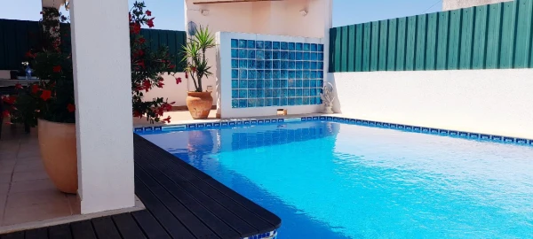 Moradia T4 para Venda em Caixas