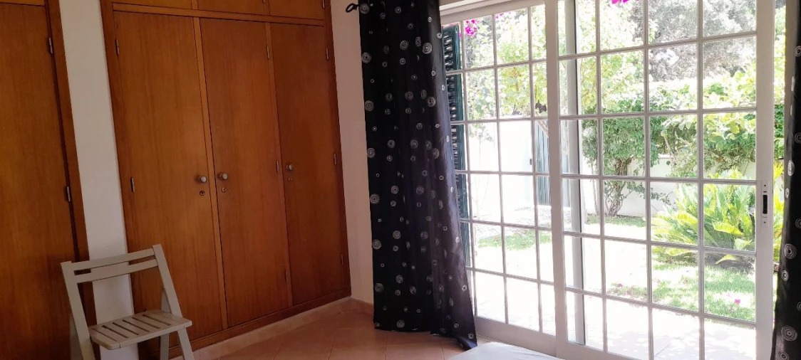 Moradia T4 para Venda em Caixas Foto 20