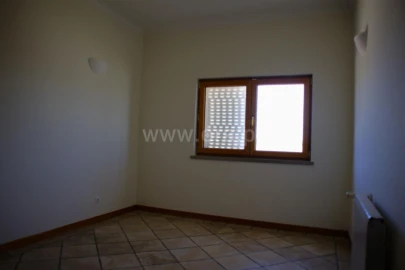 Moradia T6 para Venda em Caixas