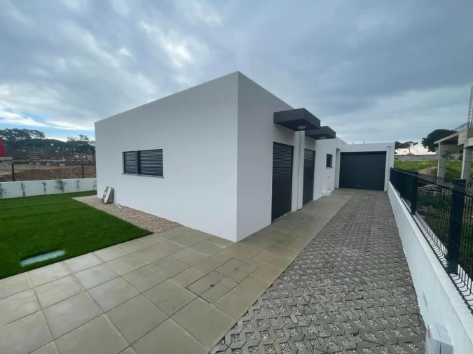 Moradia T4 para Venda em Lagoa de Albufeira Foto 4