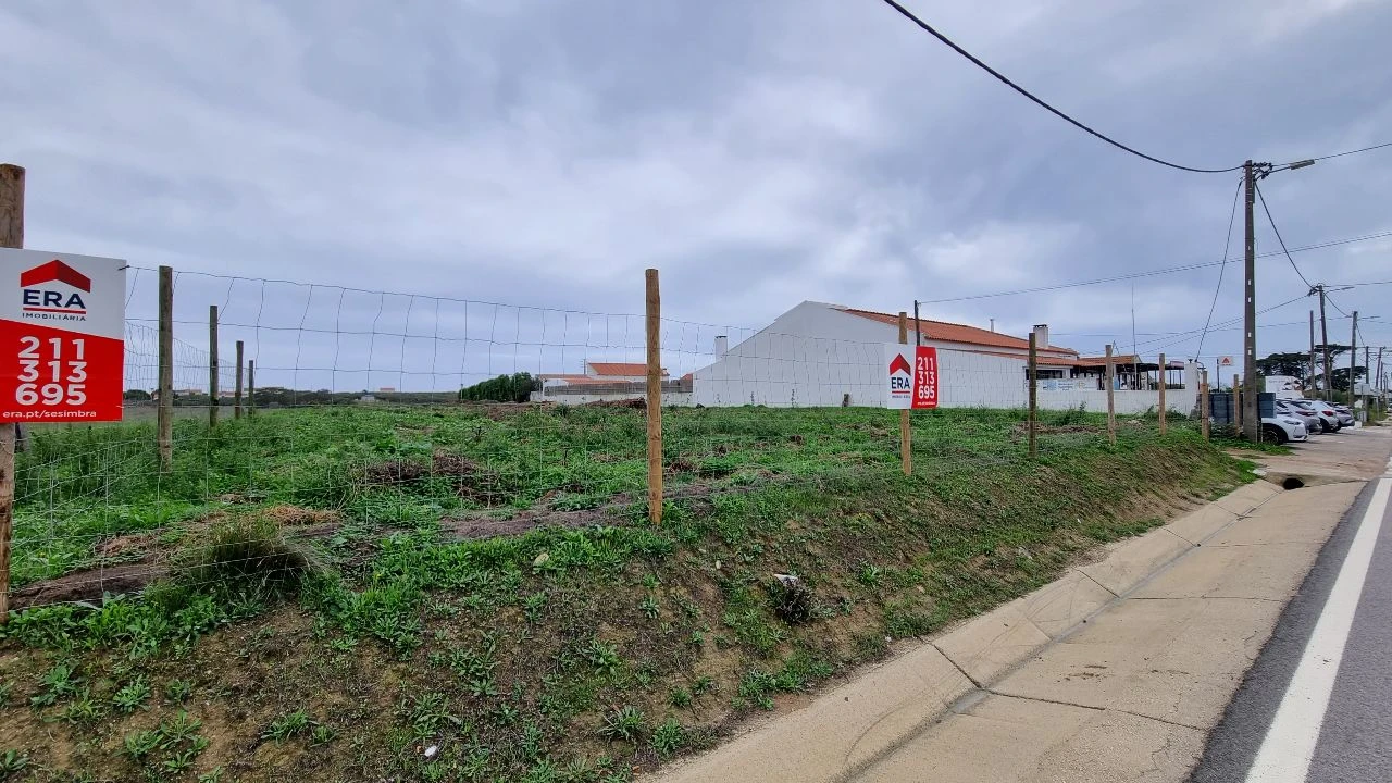 Terreno para Venda em Azóia de cima Foto 2