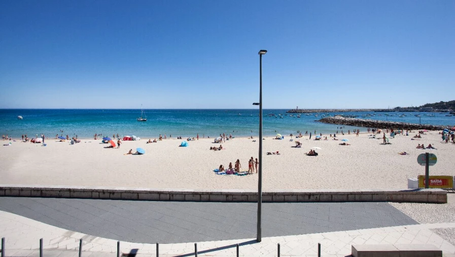 Apartamento T1 para Venda em Sesimbra Foto 5