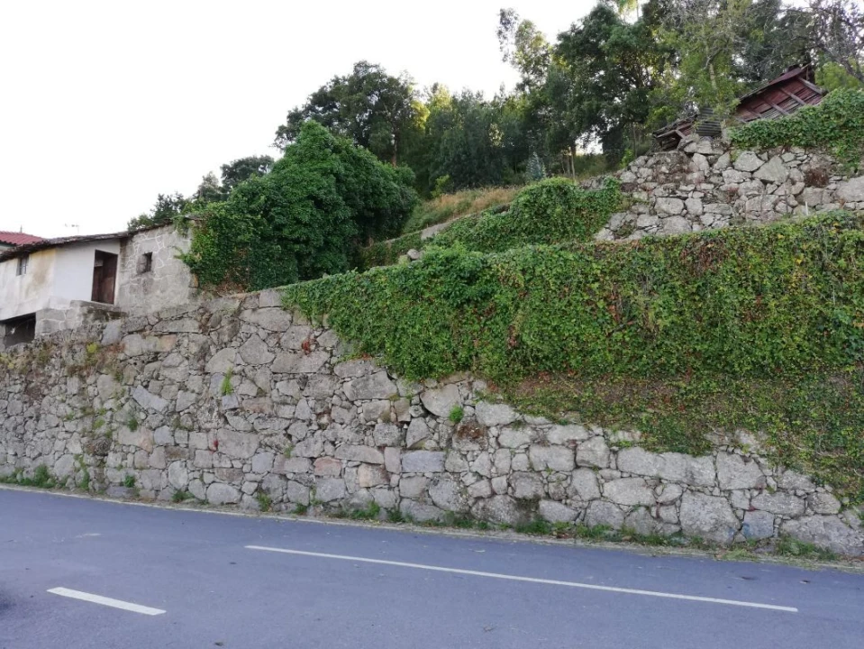 Moradia T3 para Venda em Ponte da Barca Foto 4