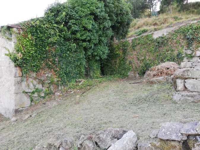 Moradia T3 para Venda em Ponte da Barca Foto 8