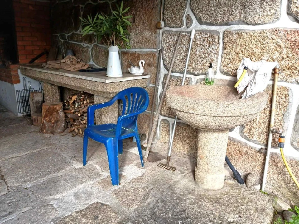 Moradia T4 para Venda em Arcos de Valdevez Foto 7