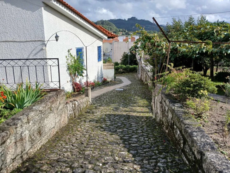 Moradia T4 para Venda em Arcos de Valdevez Foto 27