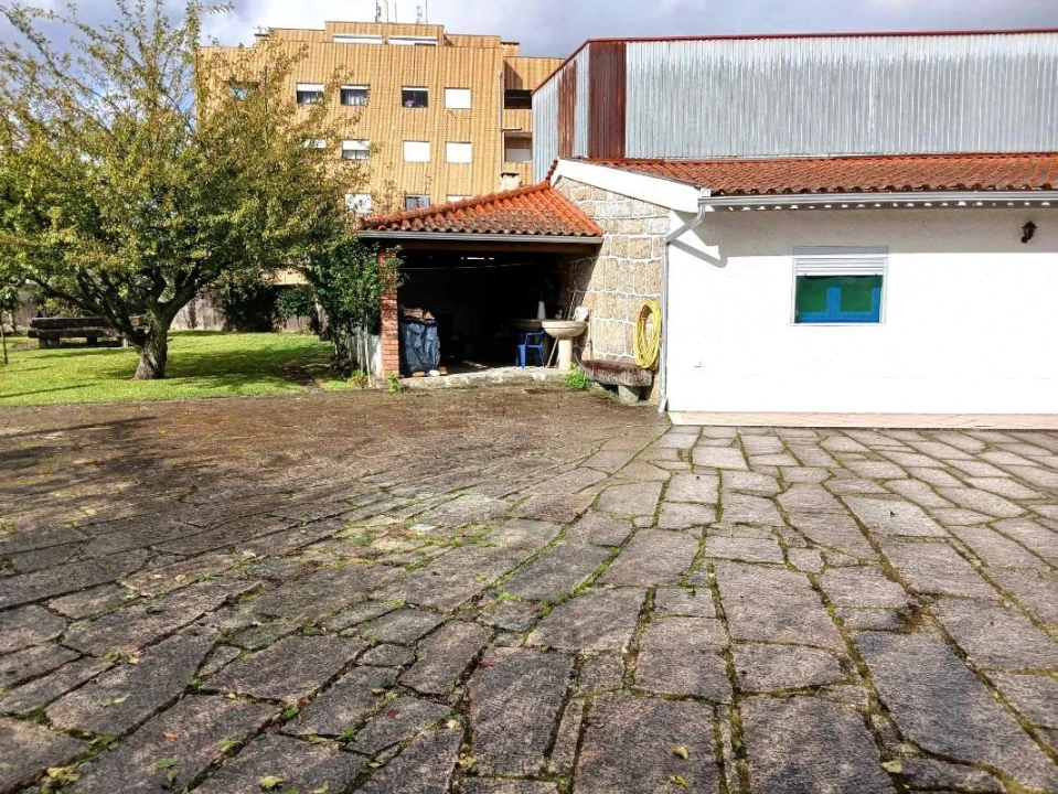 Moradia T4 para Venda em Arcos de Valdevez Foto 32