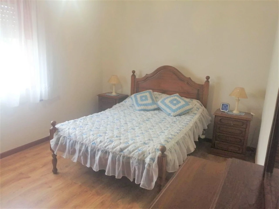 Apartamento T3 para Venda em Arcos de Valdevez Foto 3