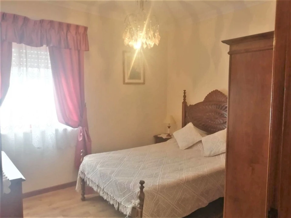 Apartamento T3 para Venda em Arcos de Valdevez Foto 5