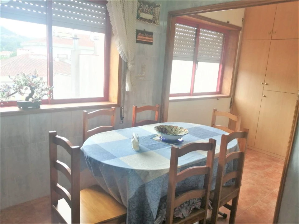 Apartamento T3 para Venda em Arcos de Valdevez Foto 39