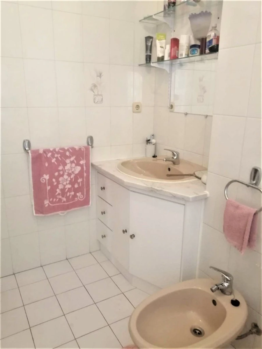 Apartamento T3 para Venda em Arcos de Valdevez Foto 4