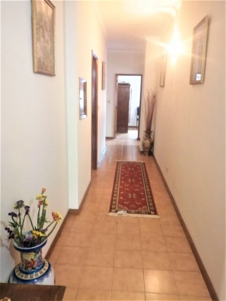 Apartamento T3 para Venda em Arcos de Valdevez Foto 16