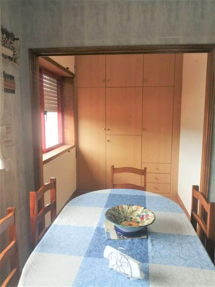 Apartamento T3 para Venda em Arcos de Valdevez Foto 28