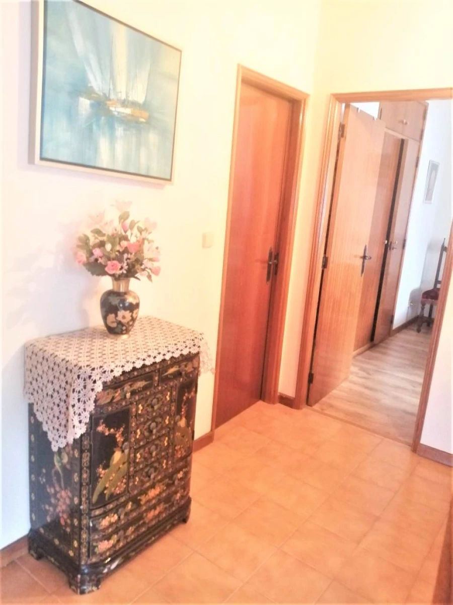 Apartamento T3 para Venda em Arcos de Valdevez Foto 37