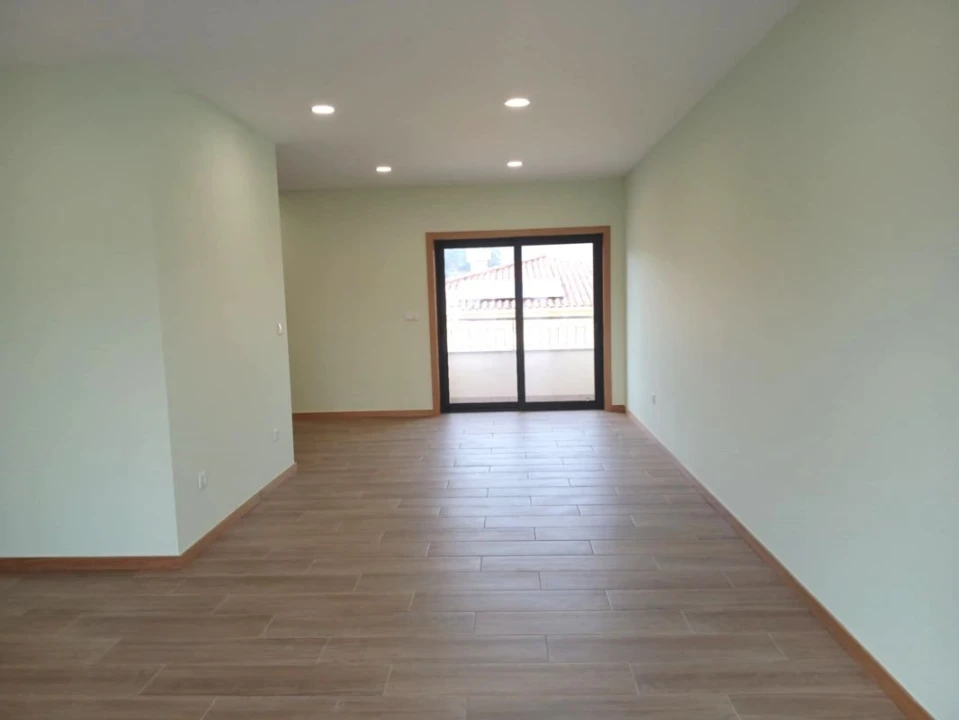 Moradia T3 para Venda em Arcos de Valdevez Foto 11