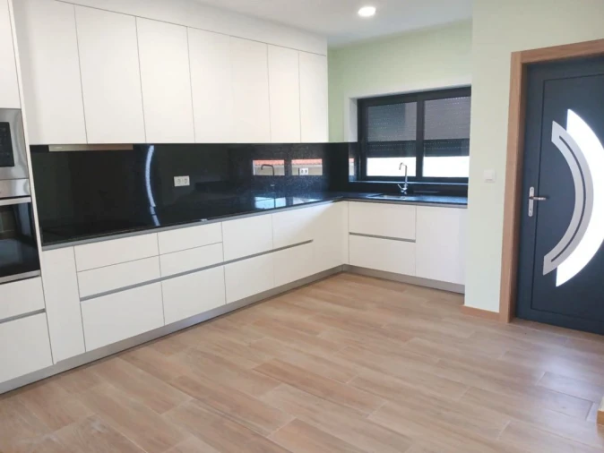 Moradia T3 para Venda em Arcos de Valdevez Foto 12