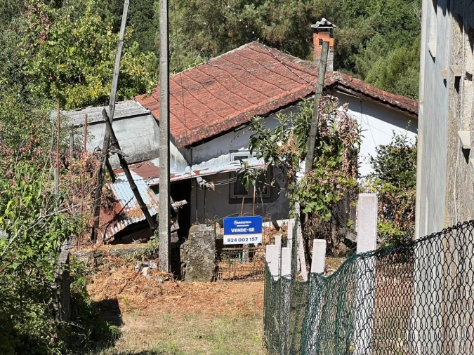 Moradia T3 para Venda em Refojos de Basto Foto 1