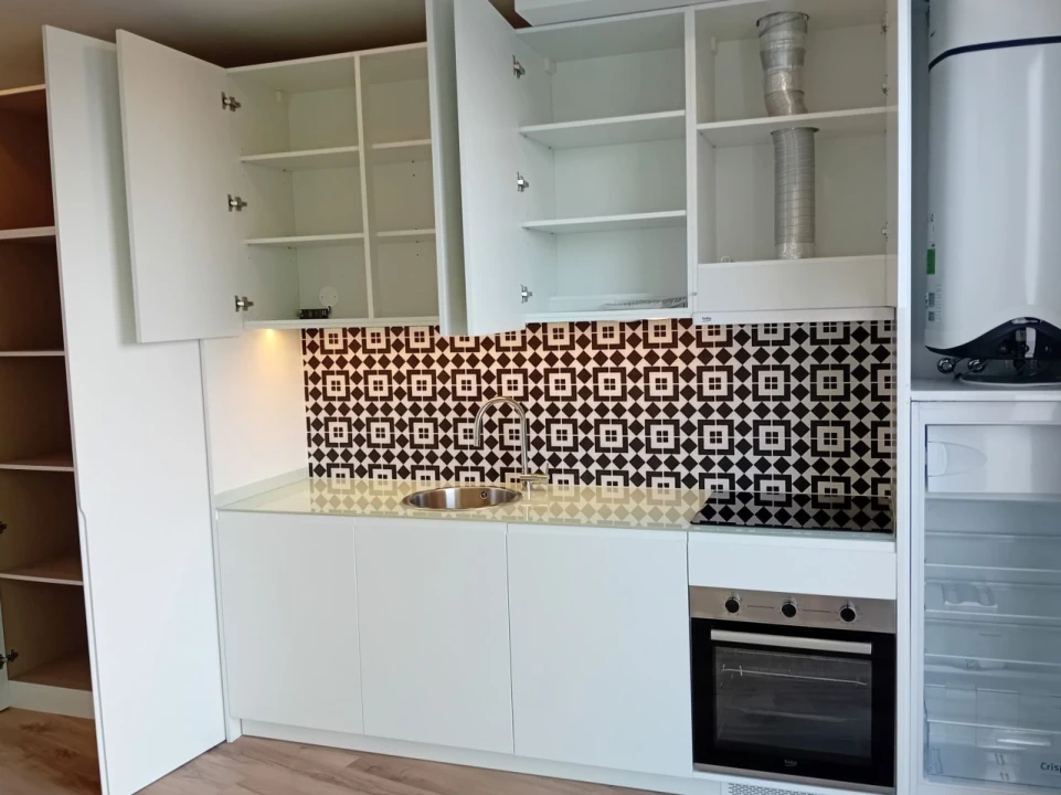 Apartamento para Arrendamento em Porto Foto 13