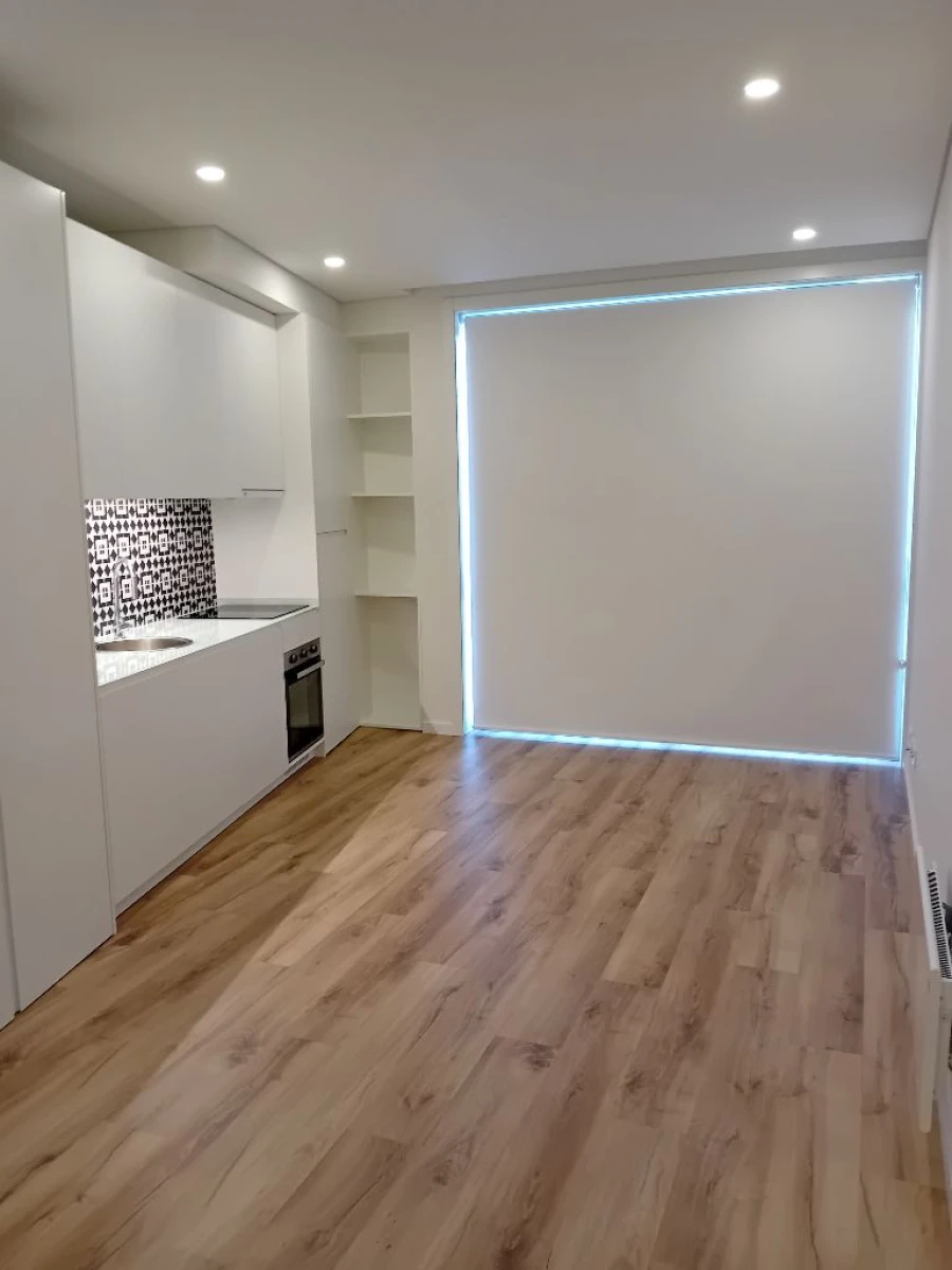Apartamento para Arrendamento em Porto Foto 8