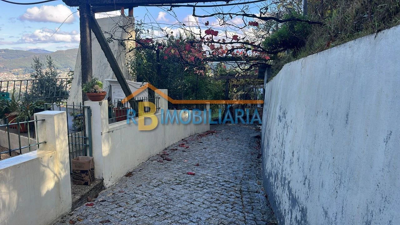 Quinta T2 para Venda em Santa Maria do Monte Foto 9