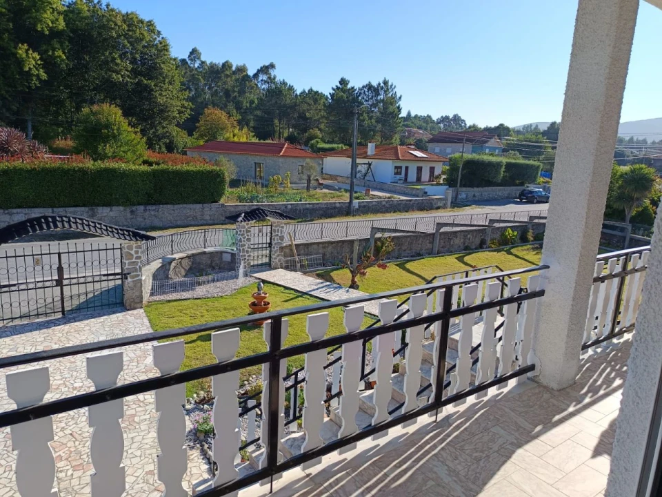 Moradia T3 para Venda em Fragoso Foto 66