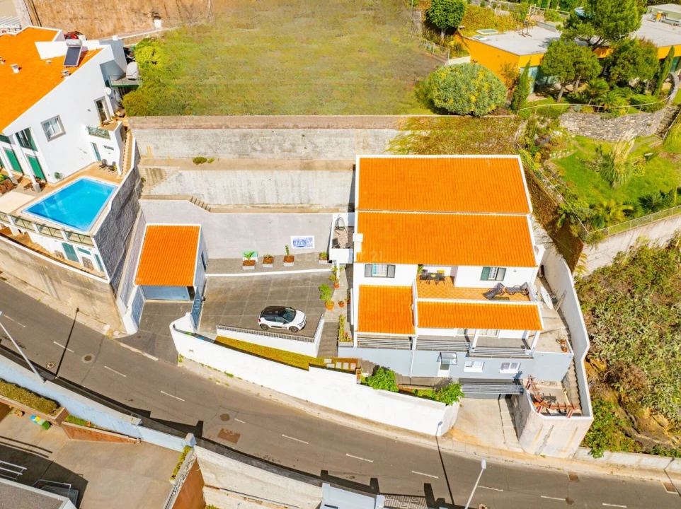 Moradia T6 para Venda em Caniço Foto 7