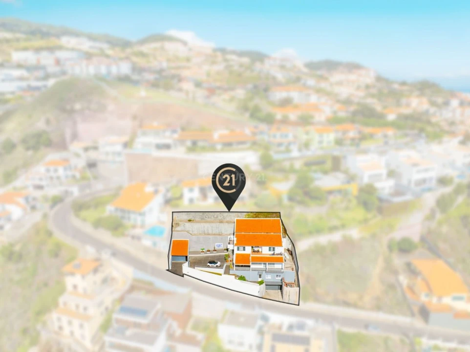 Moradia T6 para Venda em Caniço Foto 10
