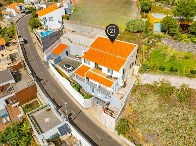 Moradia T6 para Venda em Caniço Foto 6