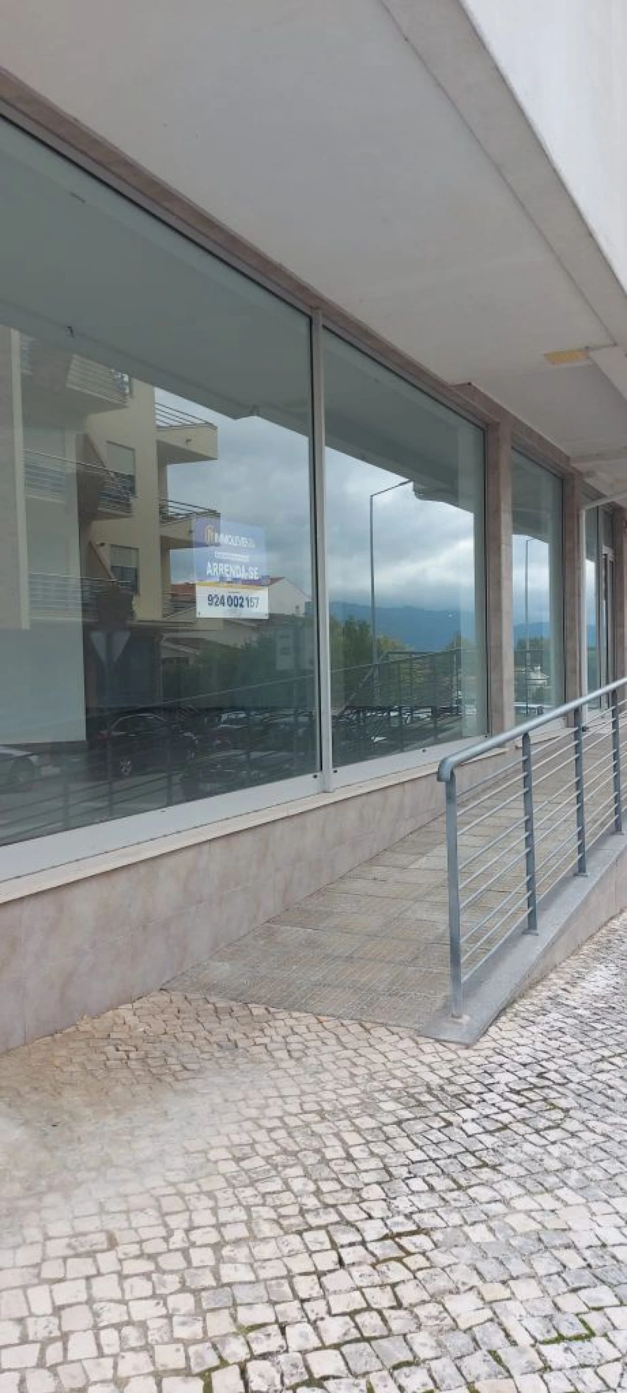 Loja para Arrendamento em Tondela Foto 8